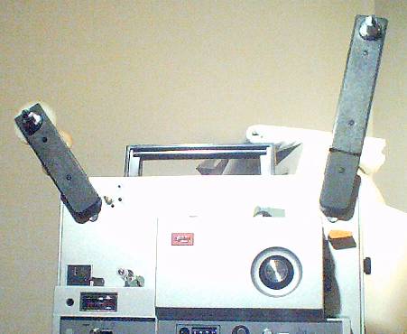 8mm Forum: My ST-1600HD projector. ;-)