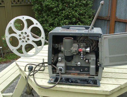 8mm Forum: The Old School Projector