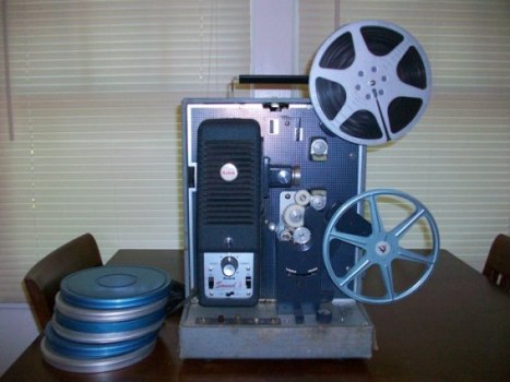 Vintage 8mm Film Projector - photo/video - by owner - electronics