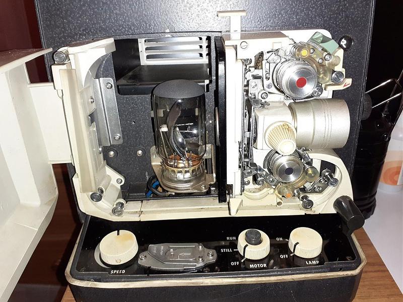 Click image for larger version

Name:	Projector.jpg
Views:	1496
Size:	183.7 KB
ID:	3191