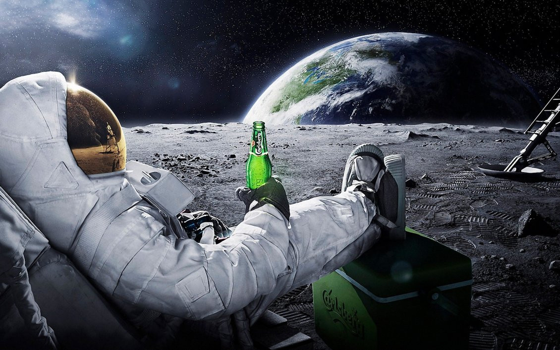 Click image for larger version

Name:	8576_Drinking-beer-on-the-moon.jpg
Views:	251
Size:	264.4 KB
ID:	5035