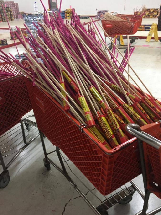 Click image for larger version  Name:	Shelton Fireworks Numero tress.jpg Views:	0 Size:	108.5 KB ID:	15164