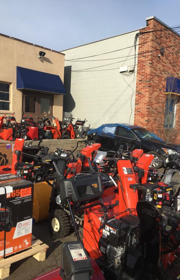 Click image for larger version

Name:	SnowblowerstormSK.jpeg
Views:	295
Size:	99.8 KB
ID:	28535