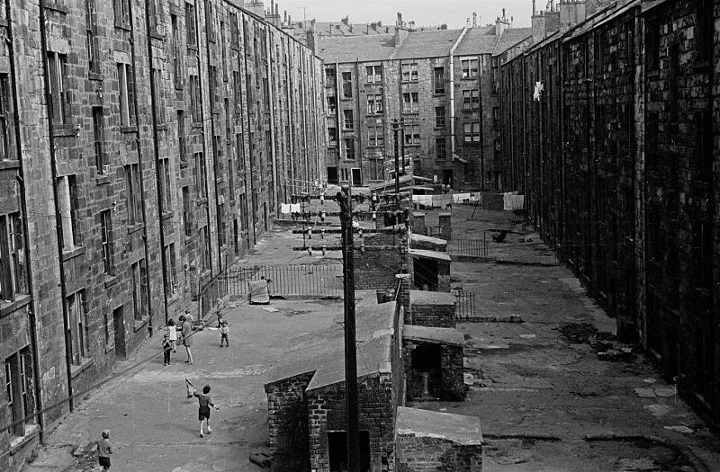 Click image for larger version

Name:	View-of-tenement-backs-Glasgow-1971-383-15.jpg
Views:	295
Size:	270.3 KB
ID:	38837