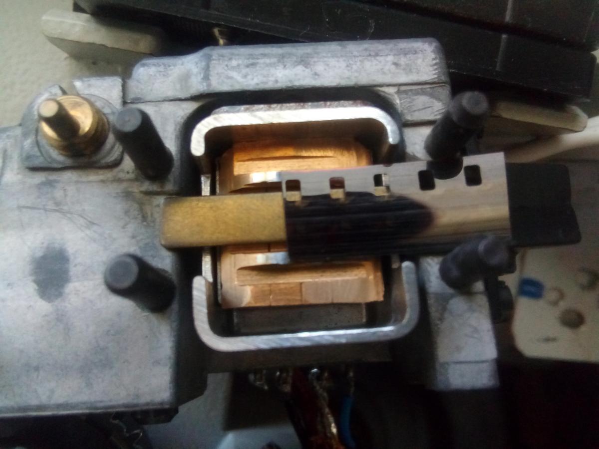 Click image for larger version

Name:	Eumig_710D_dual_8_magnetic_sound_head[1].jpg
Views:	190
Size:	89.7 KB
ID:	54561