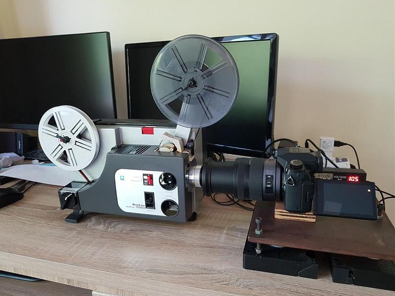 My practical & simple frame-by-frame 8mm film scanning setup, that