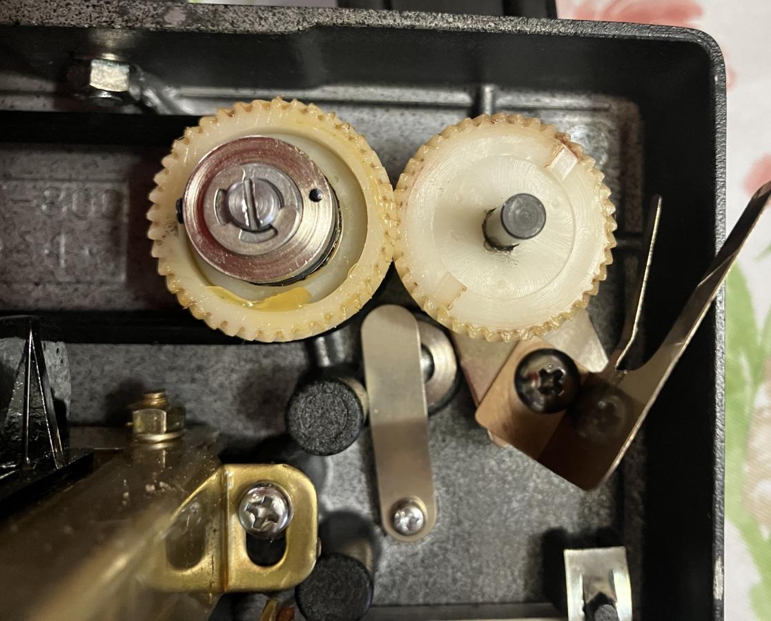 Click image for larger version  Name:	5_Rear Gear back on.jpg Views:	0 Size:	128.6 KB ID:	97242