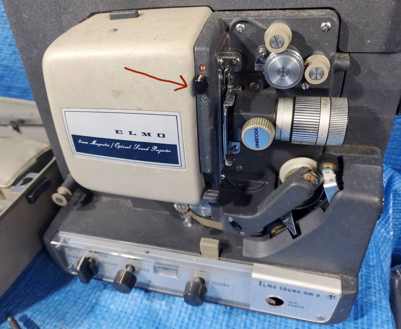 Click image for larger version

Name:	Elmo OM-8 Standard 8mm Magnetic Optical Projector.jpg
Views:	157
Size:	140.8 KB
ID:	97918