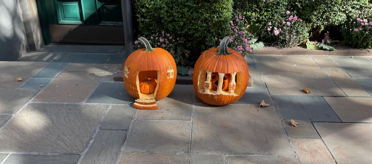 Click image for larger version  Name:	Halloween on the street -  - 3.jpg Views:	0 Size:	227.3 KB ID:	107051