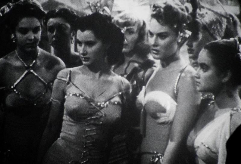 Click image for larger version  Name:	6_Abbott And Costello Girls.jpg Views:	0 Size:	152.6 KB ID:	107088