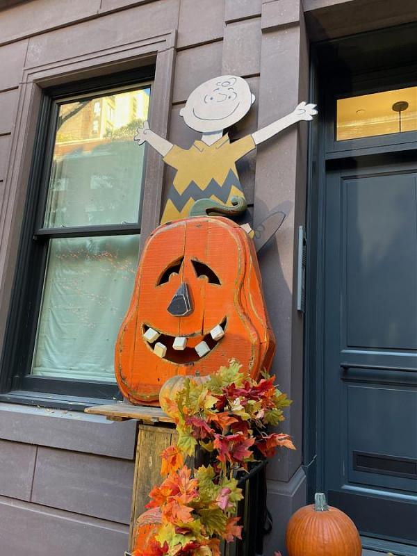 Click image for larger version  Name:	CB Halloween- - 1.jpg Views:	0 Size:	85.9 KB ID:	107621