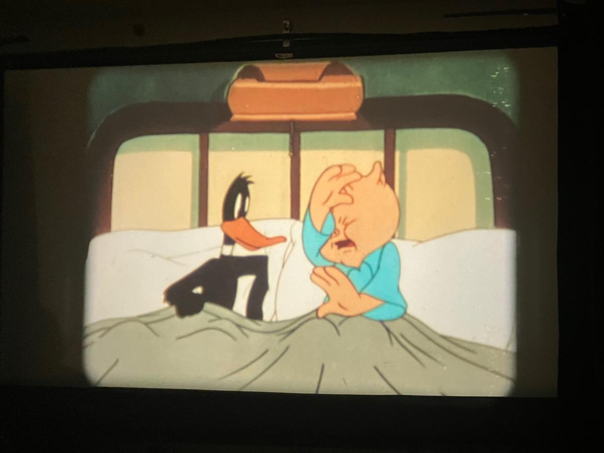 Click image for larger version

Name:	porky and daffy.jpg
Views:	144
Size:	67.7 KB
ID:	115481