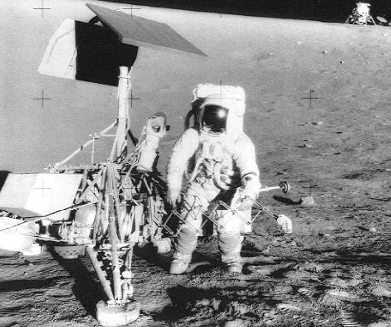 Click image for larger version  Name:	Apollo 12 Pete Conrad Surveyor 3.jpg Views:	0 Size:	151.4 KB ID:	118309