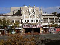 Click image for larger version

Name:	California_Theatre,_San_Bernardino.jpg
Views:	128
Size:	359.0 KB
ID:	90437